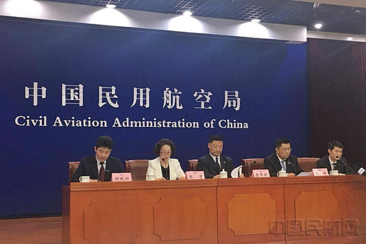 民航局通报川航超级备降:脱落玻璃为原装件 ,未有任何
