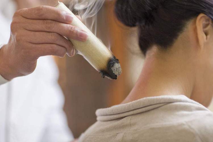 壹林| 康健一女子在家熏艾竟进了医院?艾灸也有讲究和禁忌