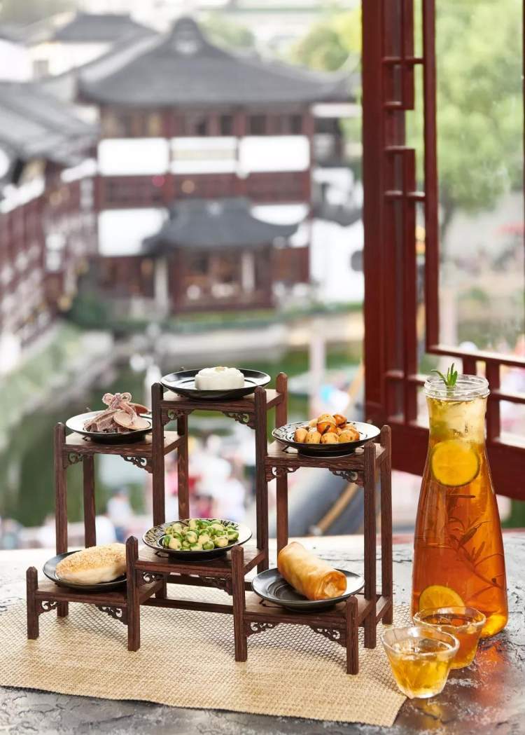 香辣小龙虾小笼,中式下午茶,鸽蛋圆子……这个夏天,来