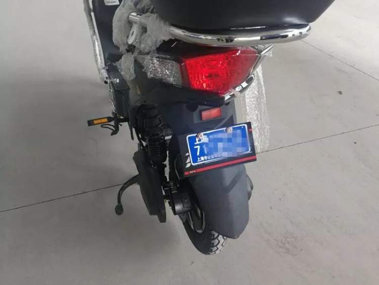 市公安交警部门:电动自行车号牌应在车身后部安装,保持清晰完整!