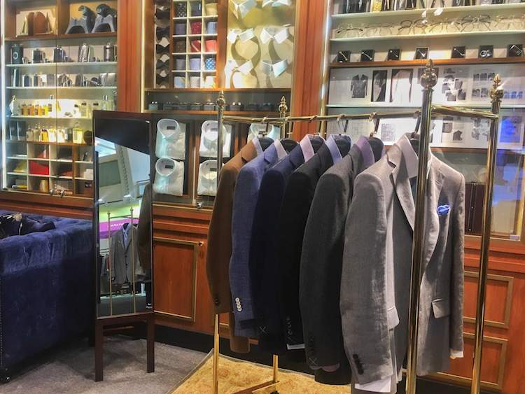 萨维尔街上的定制西装