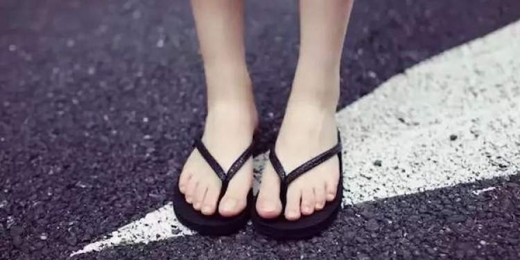 15 | 周到晨报:吴磊梁家辉刘嘉玲主演《阿修罗》宣布撤档停映?