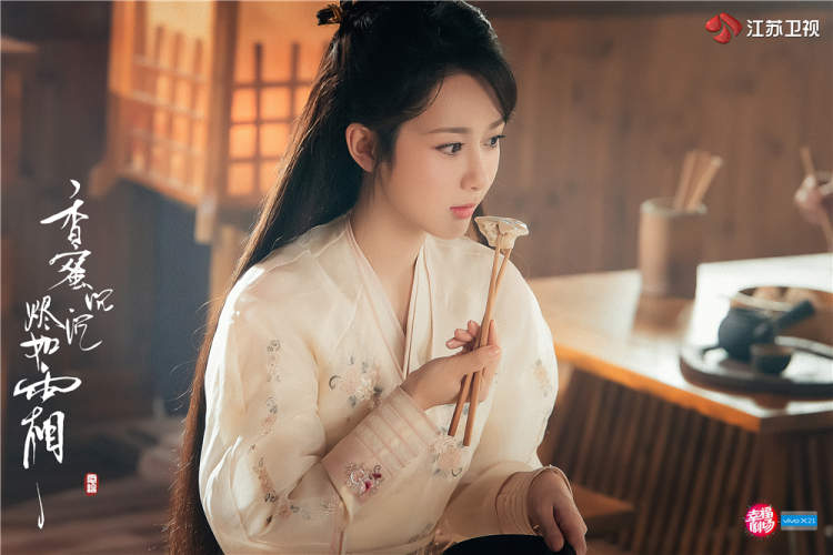 挥别情伤其实杨紫的人缘好到可以当娱乐圈的宣传委员