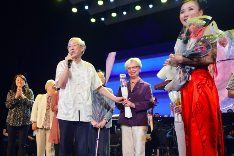 艺术人文频道中秋唱经典