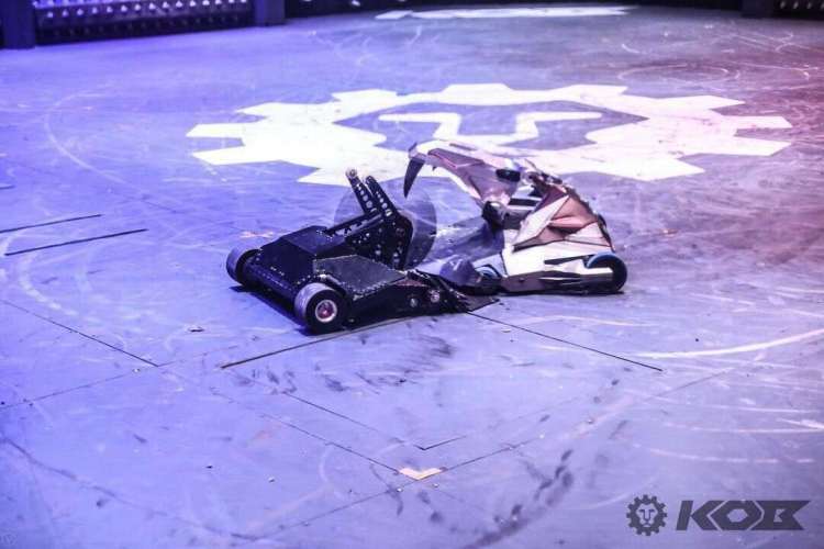 kob集结国际顶级战队全球最高规格机器人格斗在沪上演