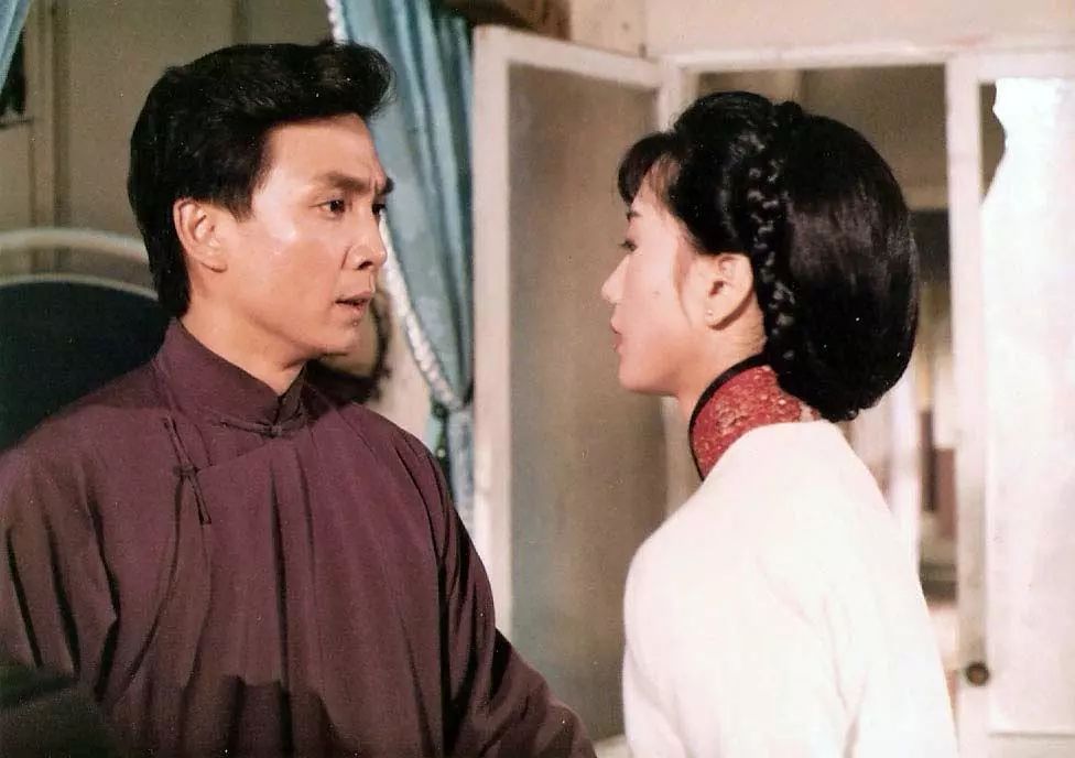 《春去春又回》《倚天屠龙记》,说说杨佩佩"台制港剧"的背后故事