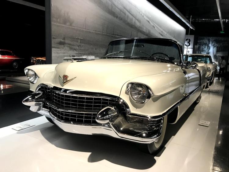 1955年产凯迪拉克eldorado车型