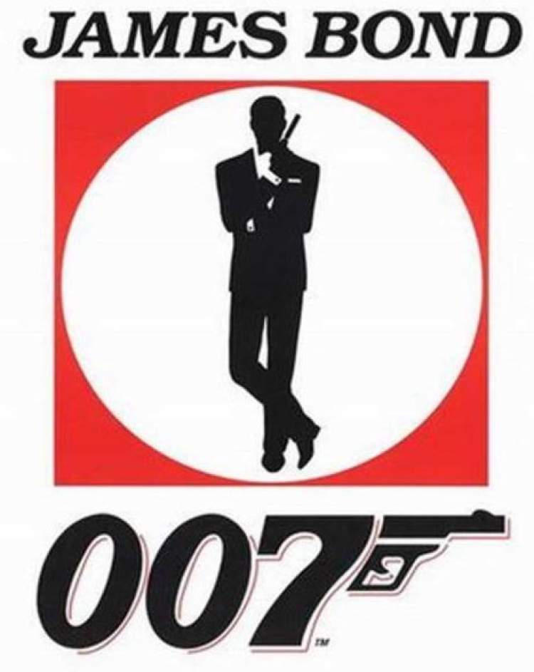 007代号易主黑人女演员网友们炸开了锅