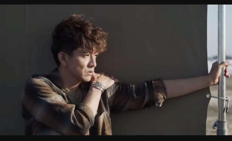 47岁的木村拓哉明年1月发专辑 音乐是他事业的救命草 周到上海