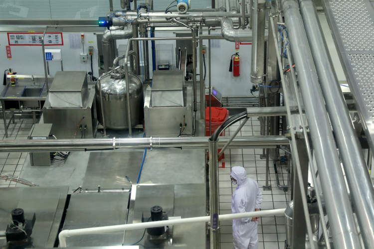 光明乳业低温鲜奶渠道下沉冷链物流成本优化方案