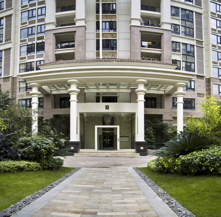 战疫晨报 | 入沪前2周内,有重点国家或地区旅居史