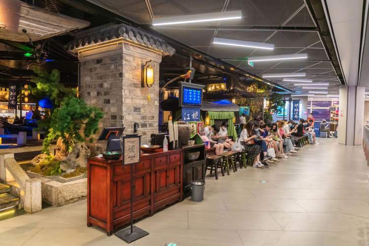 魔都潮流连连看,带你玩转上海世茂广场 | 五五嗨购记