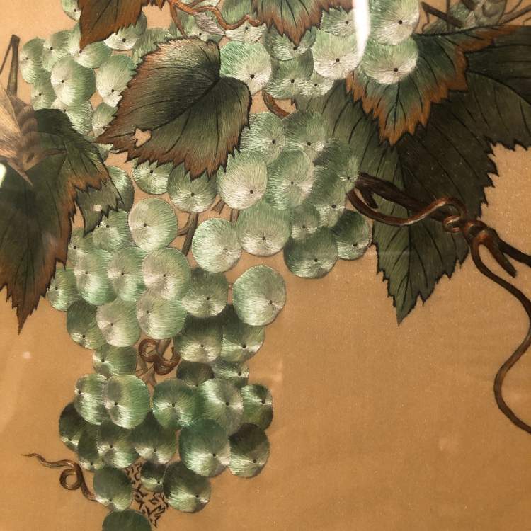 远看是画近看是绣外滩边这个露香园顾绣艺术展以假乱真了