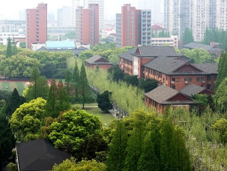 招聘會地點:上海師範大學球類館(徐彙區桂林路100號,上海師大徐匯校區