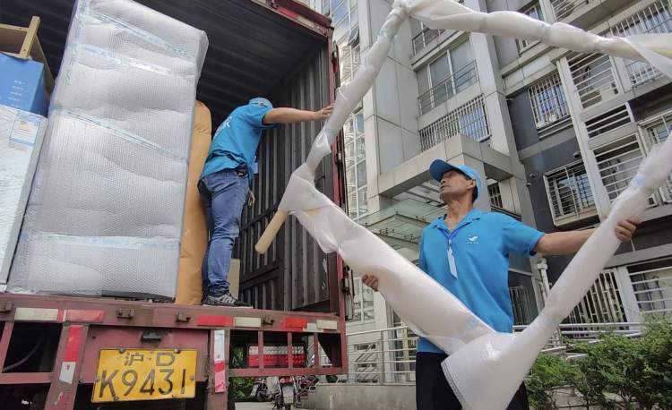 打包复位全代劳的搬家悄然在沪上试水!已经有家庭尝鲜了