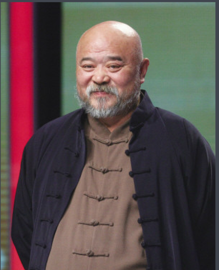 此外,今年81岁的朱龙广最得意的门生,是家喻户晓的李琦.