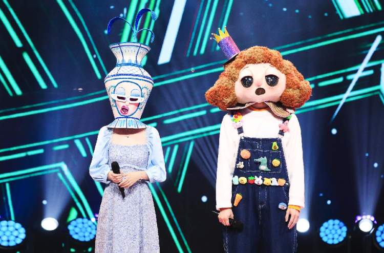 跨年演唱会常客加盟蒙面唱将猜猜猜大熊猫猜猜面具炫酷