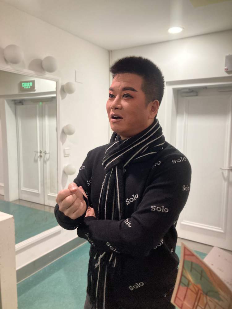 《新闻晨报》视频专访赵志刚(点95)