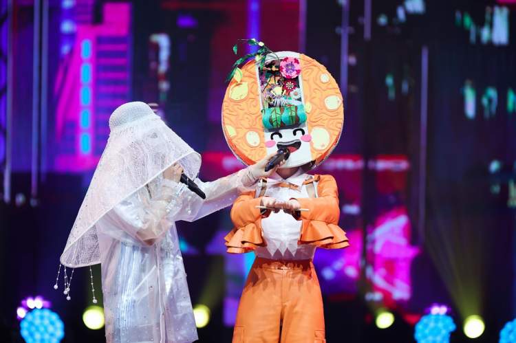 蒙面唱将年度盛典上半场阵容新鲜出炉实力演技派与秀场宠儿等唱将绽放