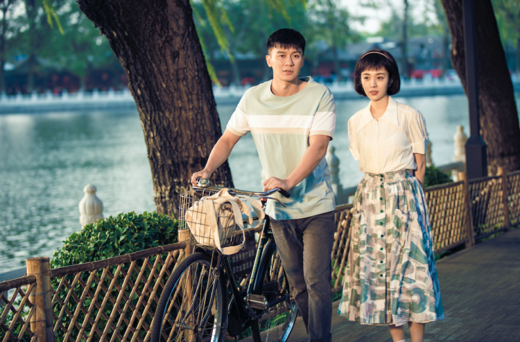 李晨王晓晨双晨合璧跨越40年讲述幸福里的故事