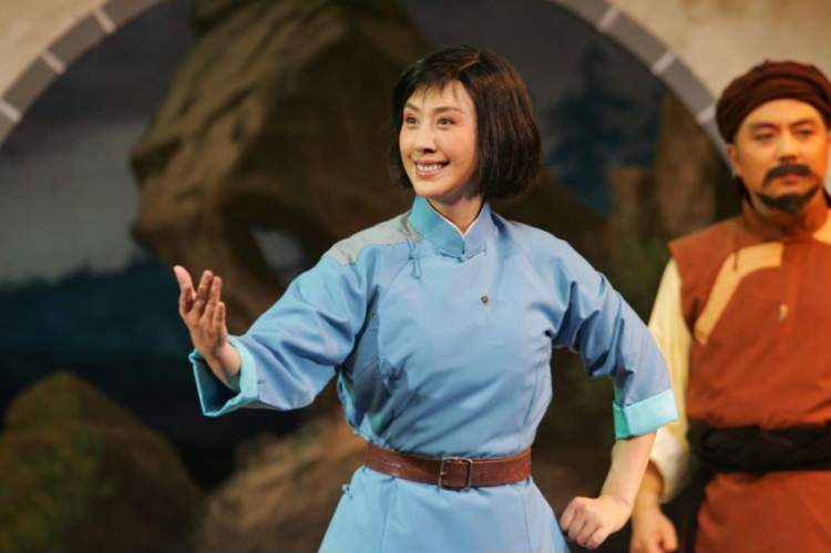 图为《杜鹃山》演出剧照,史依弘饰演柯湘