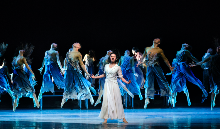 很多人知道南京大屠杀却不知道她在这部舞剧里祭奠民族的苦难