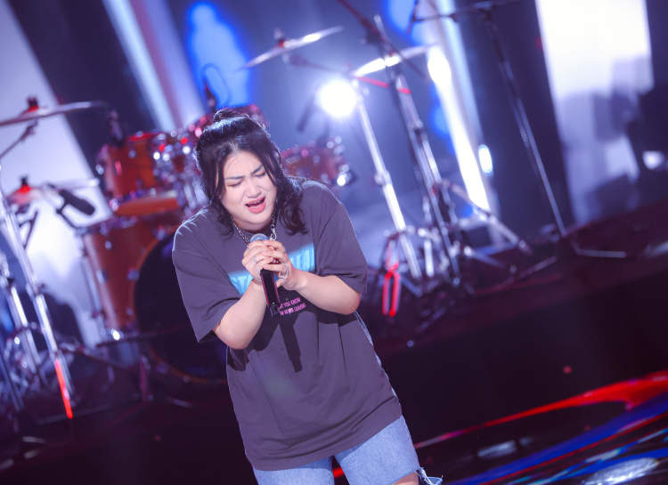 《中国好声音》盲选收官之战打响,李克勤分享西藏妙趣演出经历