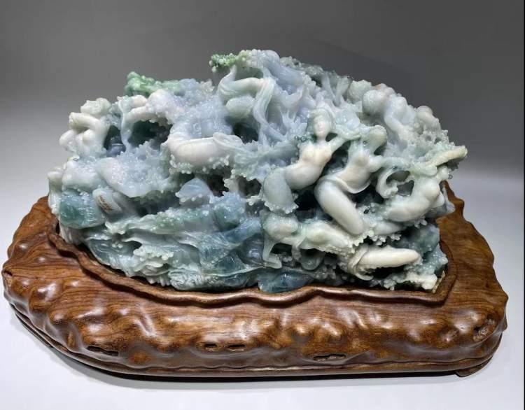 《当惊世界殊》 海派玉雕/袁耀