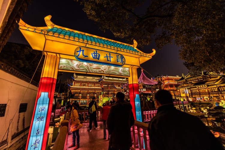 乐嗨虎年新春在豫园的非遗体验中感受海派年味