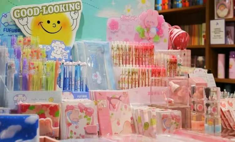 把春光带到你的书桌 Loft 百新 九木杂物社上新 樱花季限定 文具