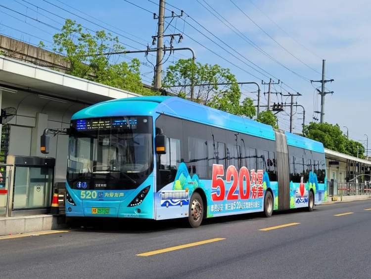 这9条线分别是:1,南团快线(南桥汽车站-公交四团站)2,奉浦快线区间