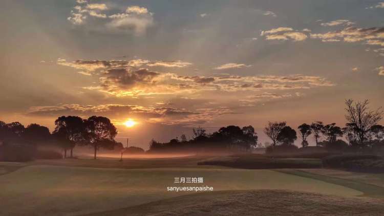 新闻晨报