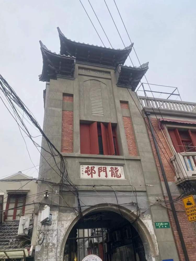 如何从老城厢跑出一条龙晨报记者跟他聊了聊