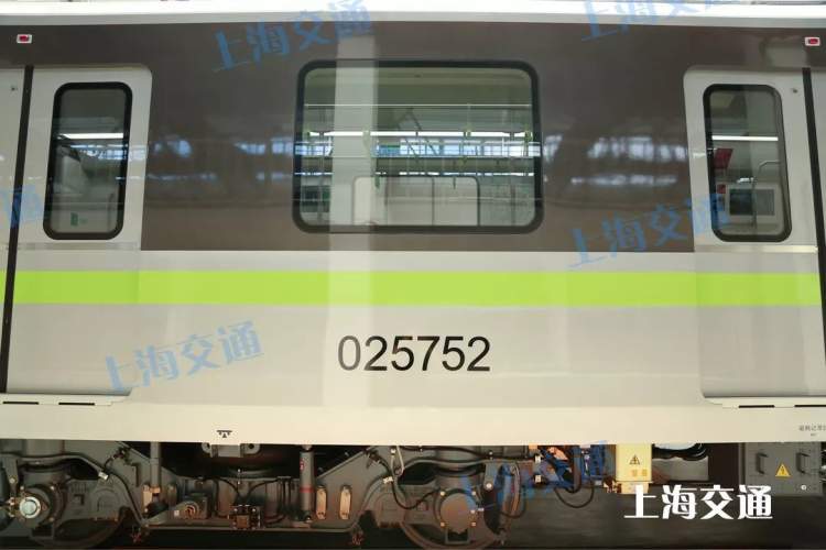 上海地铁2号线华丽变身你的乘车舒适度将升级还有这些好消息