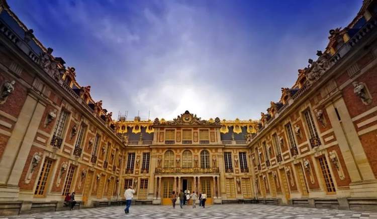 珍贵文物,拿破仑加冕"龙椅"……拿破仑藏品展十月登陆喜玛拉雅美术馆