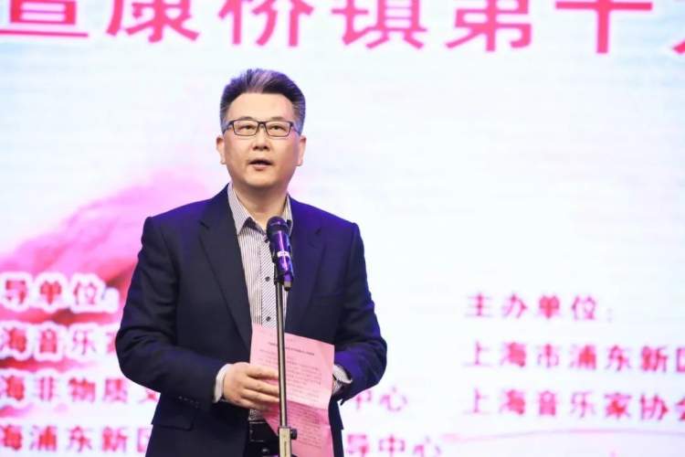 康桥镇党委书记刘世洪宣布康桥镇第十九届艺术节闭幕浦东新区区委