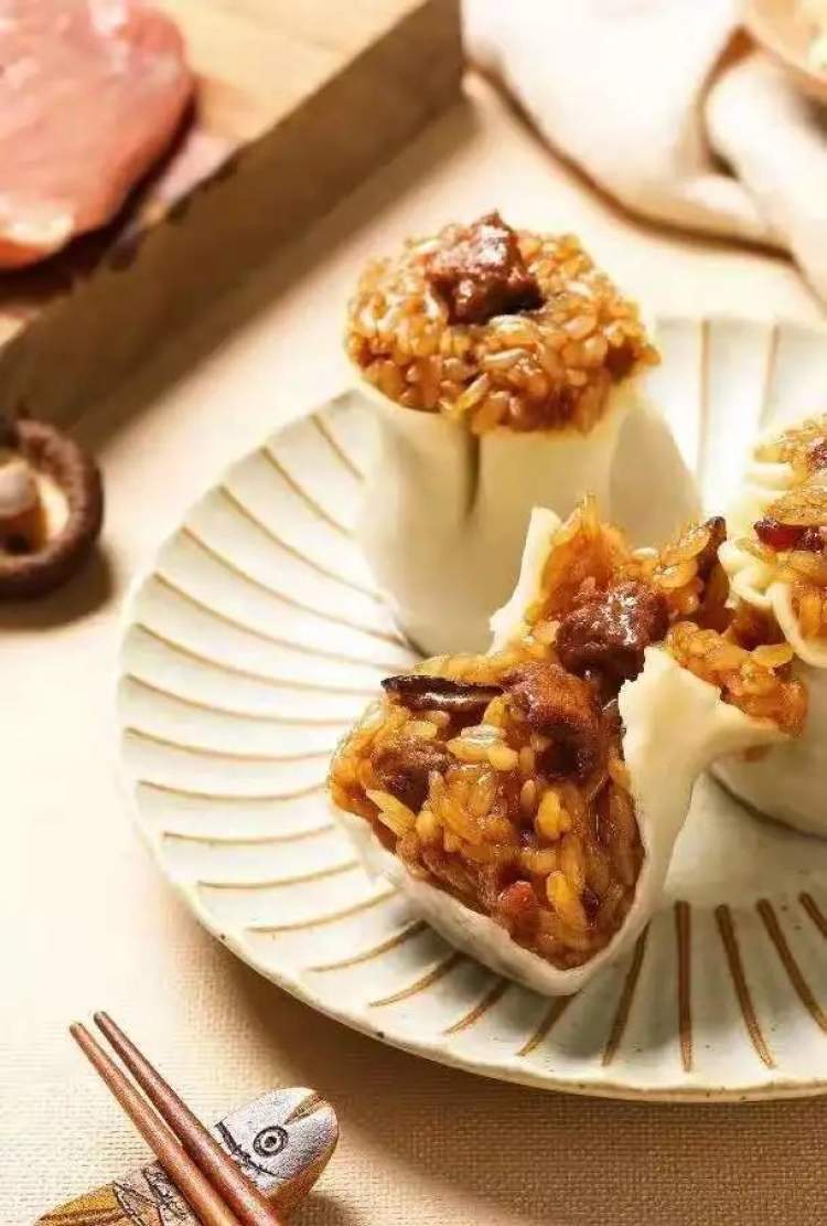 一人食的八宝饭,获选"伴手礼金奖"的定胜糕……来乔家栅淘年货咯!