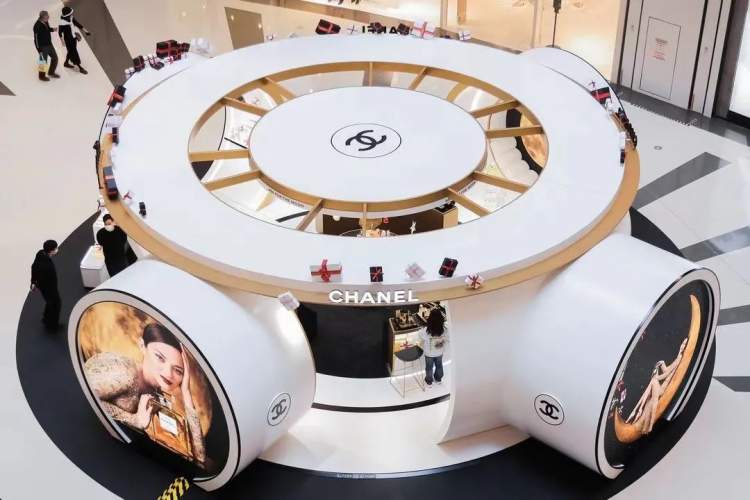 南翔潮人香奈儿快闪店正式登陆南翔撩动你的爱美心