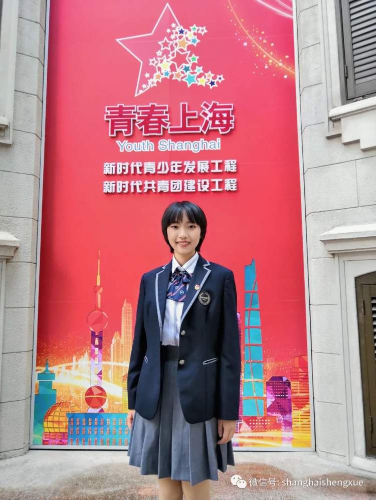 浦外高二女生用文字和行动打动人心