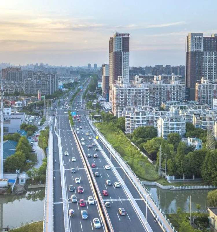 年家浜路周康路口康沈路小上海步行街年家浜路康沈路口沪南公路周浦段